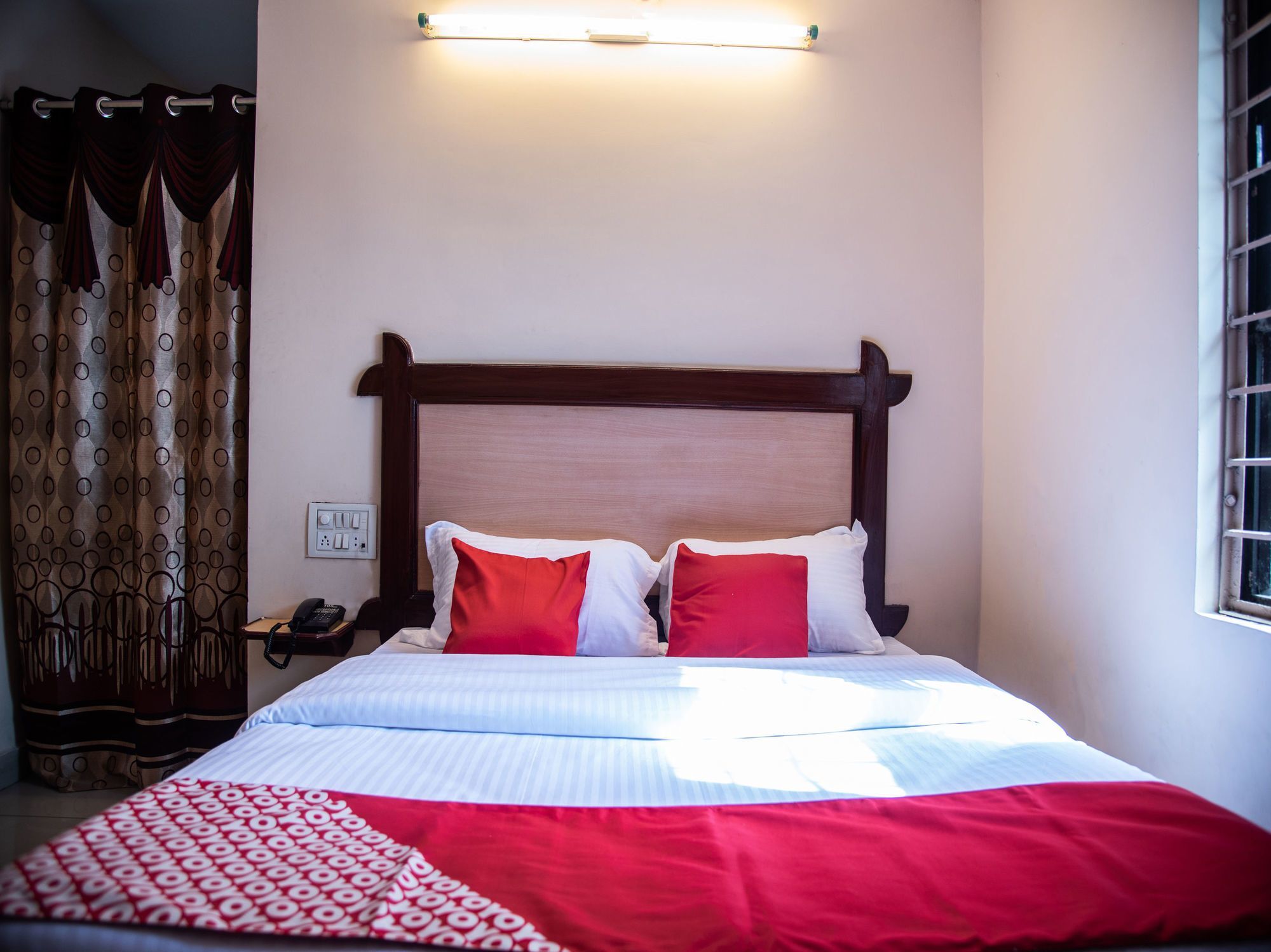 Oyo Hotel Lakshmi Paradise Visakhapatnam Exterior foto